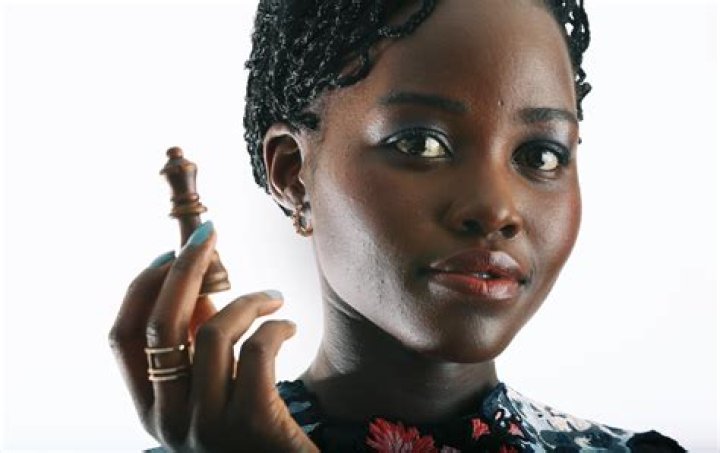 Phiona Mutesi biografía, edad, altura, esposa, net worth, familia