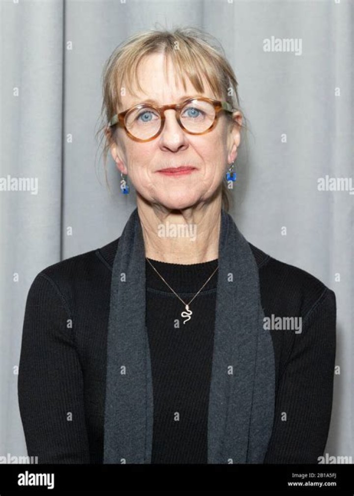 Pippa Pearthree Biography, Age, Height, Husband, Net Worth, Family