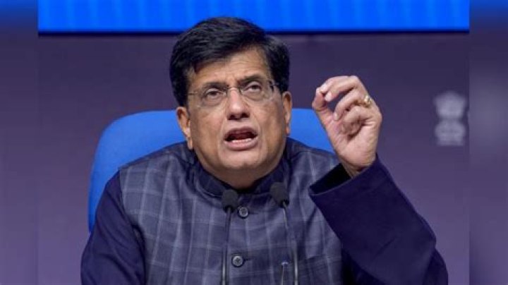 Piyush Goyal Biography, Age, Height, Wife, Net Worth, Family