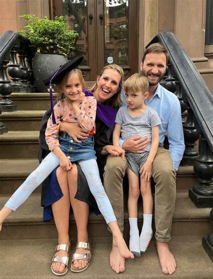 Poppy Harlow Biography, Age, Height, Husband, Net Worth, Family