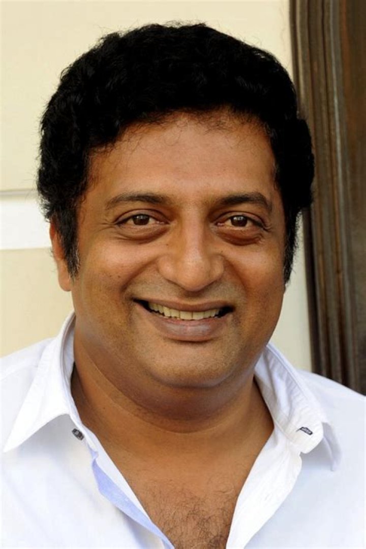 Prakash Raj Biography, Age, Height, Wife, Net Worth, Family