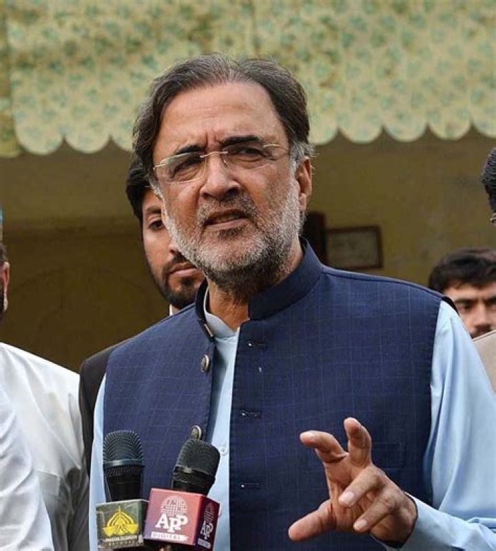 Qamar Zaman Kaira Biography, Age, Height, Wife, Net Worth, Family