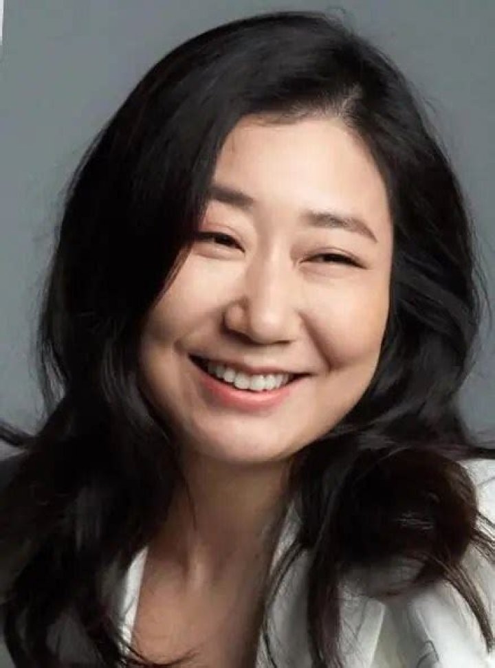 Ra Mi-ran Biography, Age, Height, Husband, Net Worth, Family