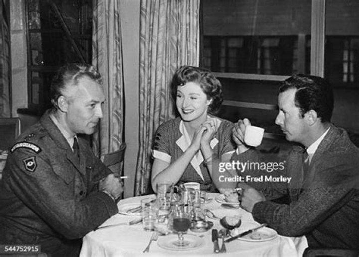 Ralph Clanton Biography, Age, Height, Wife, Net Worth, Family