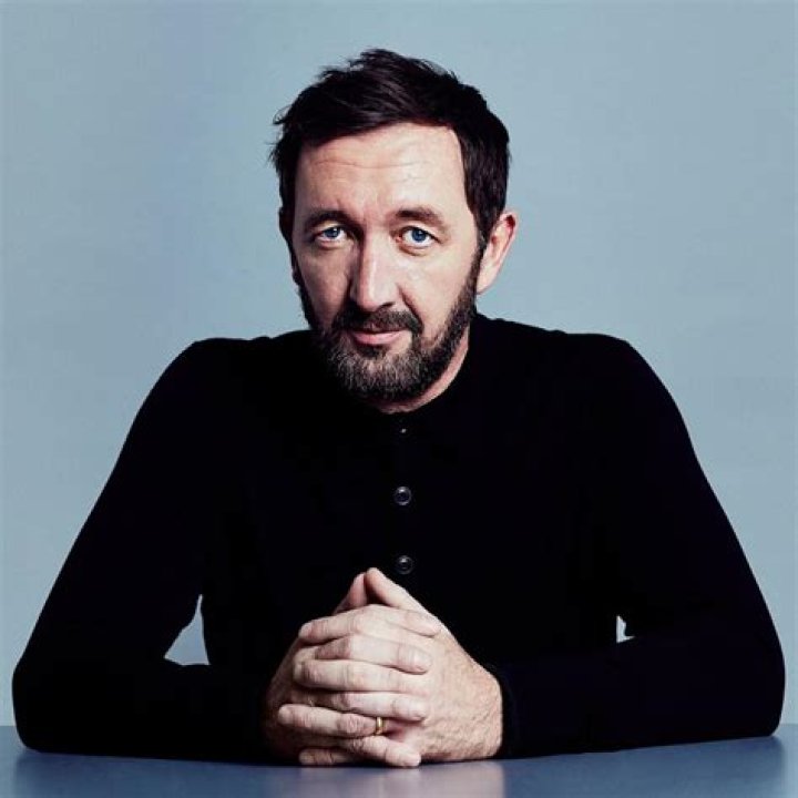 Ralph Ineson biografía, edad, altura, esposo, net worth, familia