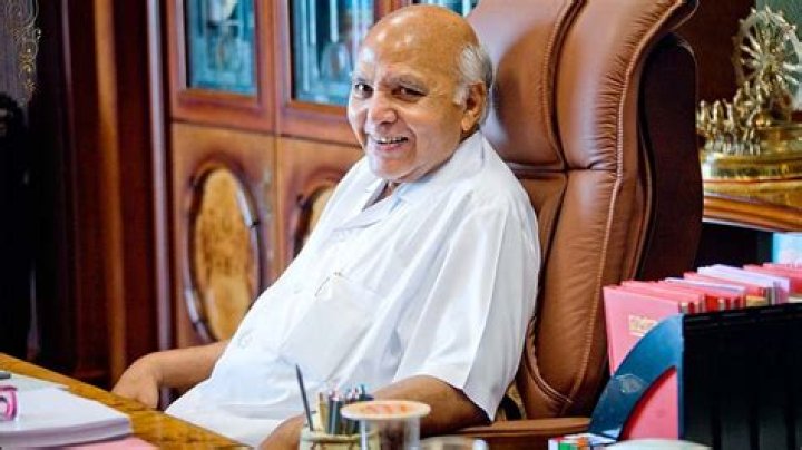 Ramoji Rao Biography, Age, Height, Wife, Net Worth and Family