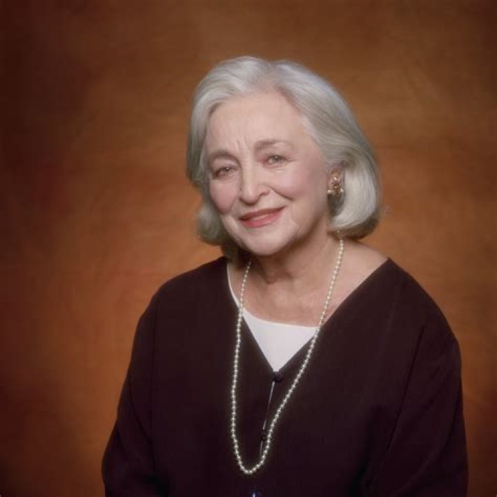 Rebecca Schull biografía, edad, altura, esposa, net worth, familia