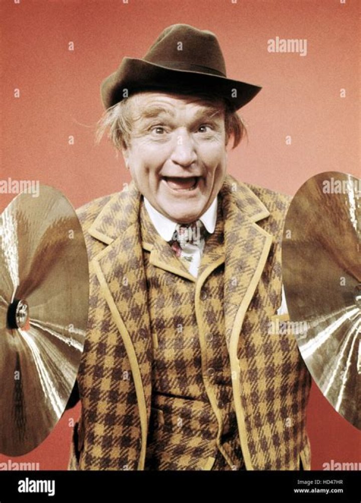 Red Skelton Biography, Age, Height, Wife, Net Worth, Family