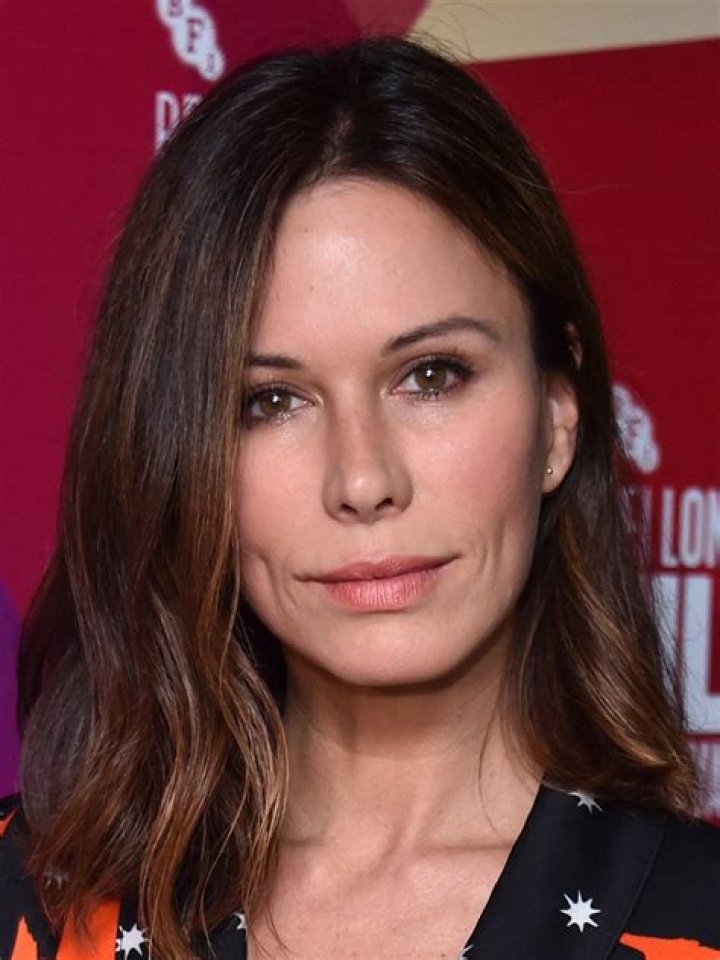 Rhona Mitra Biography, Age, Height, Husband, Net Worth, Family