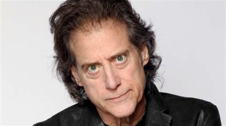 Richard Lewis (comedian) biografía, edad, altura, esposo, net worth, familia