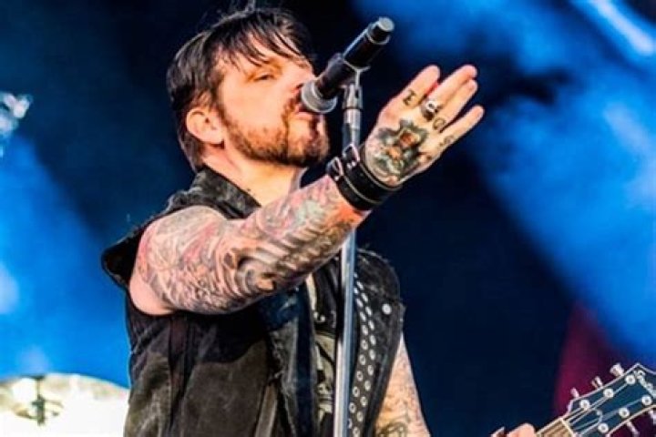 Ricky Warwick Biography, Age, Height, Wife, Net Worth, Family