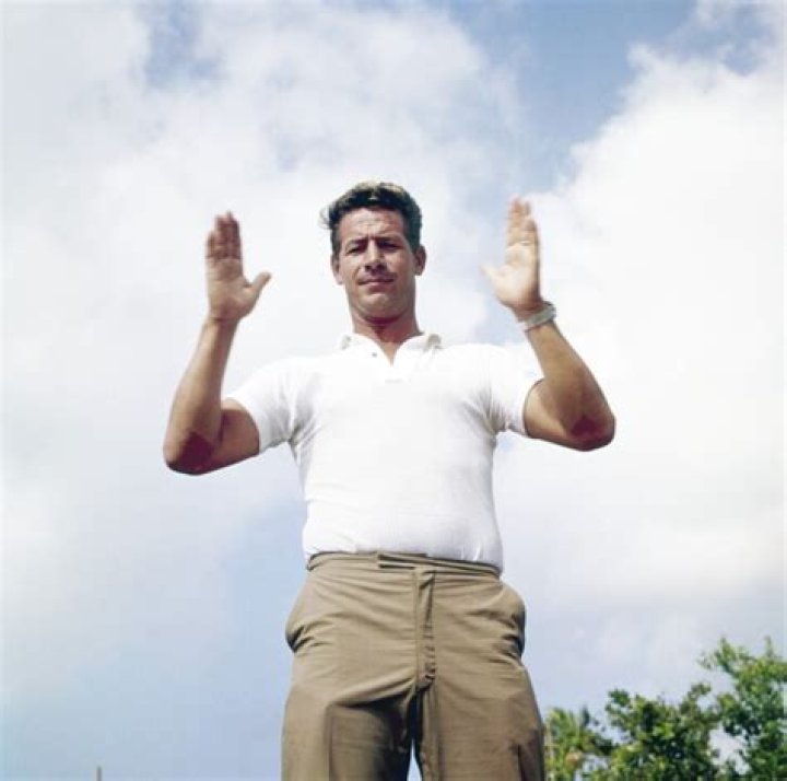 Ricou Browning Biography, Age, Height, Wife, Net Worth, Family