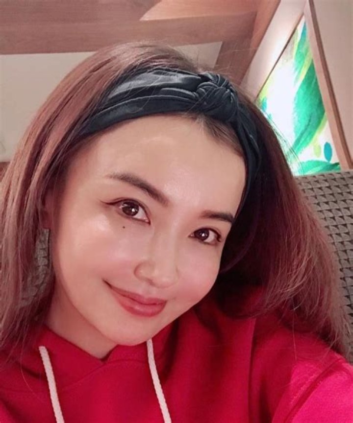 Risa Hirako Biography, Age, Height, Husband, Net Worth, Family