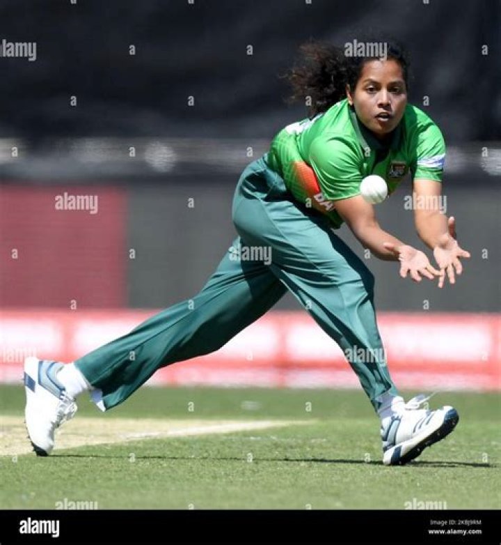 Ritu Moni Biography, Age, Height, Husband, Net Worth, Family