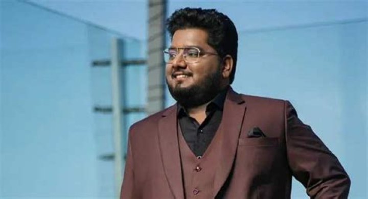 RJ Vigneshkanth Biography, Age, Height, Wife, Net Worth, Family