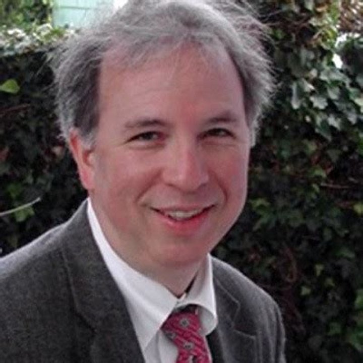 Robert Ellsberg Biography, Age, Height, Wife, Net Worth, Family