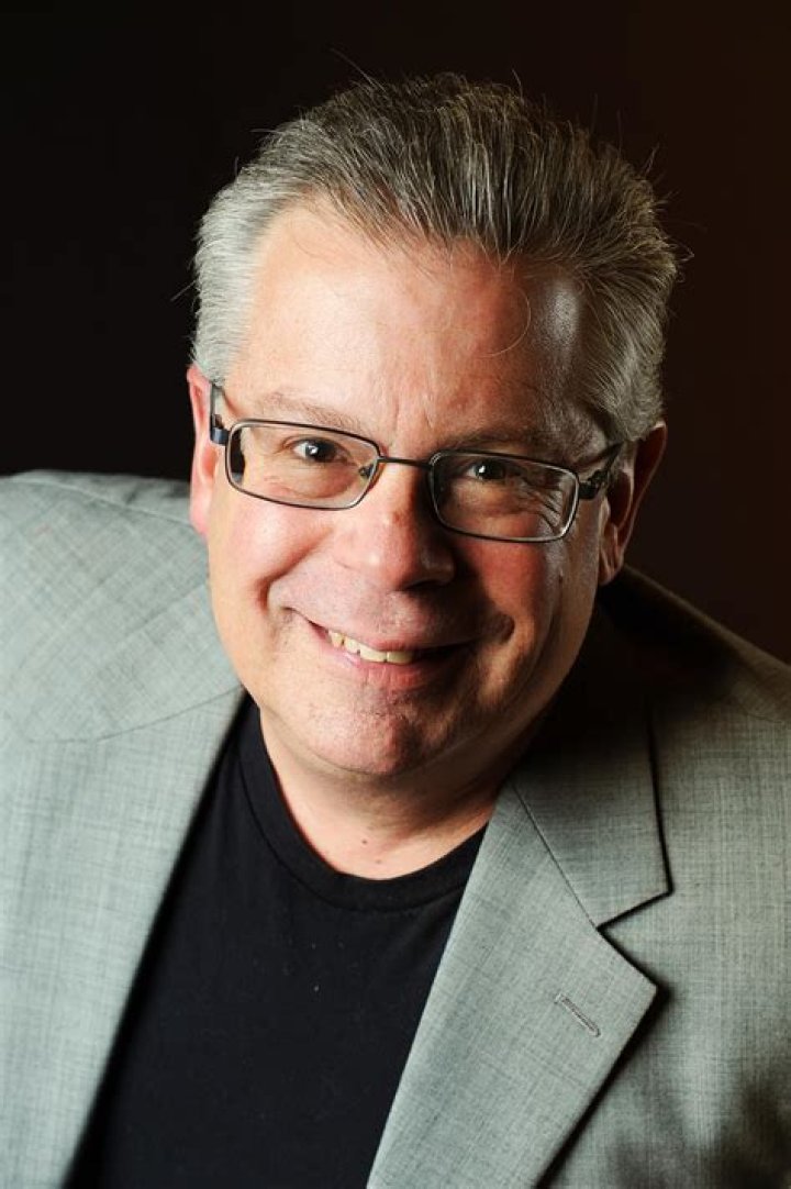 Robert Greenberg Biography, Age, Height, Wife, Net Worth, Family