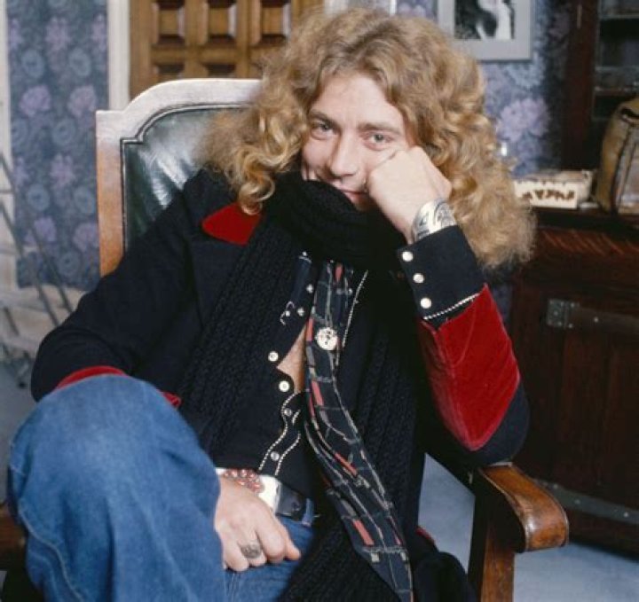 Robert Plant Biography, Age, Height, Wife, Net Worth, Family