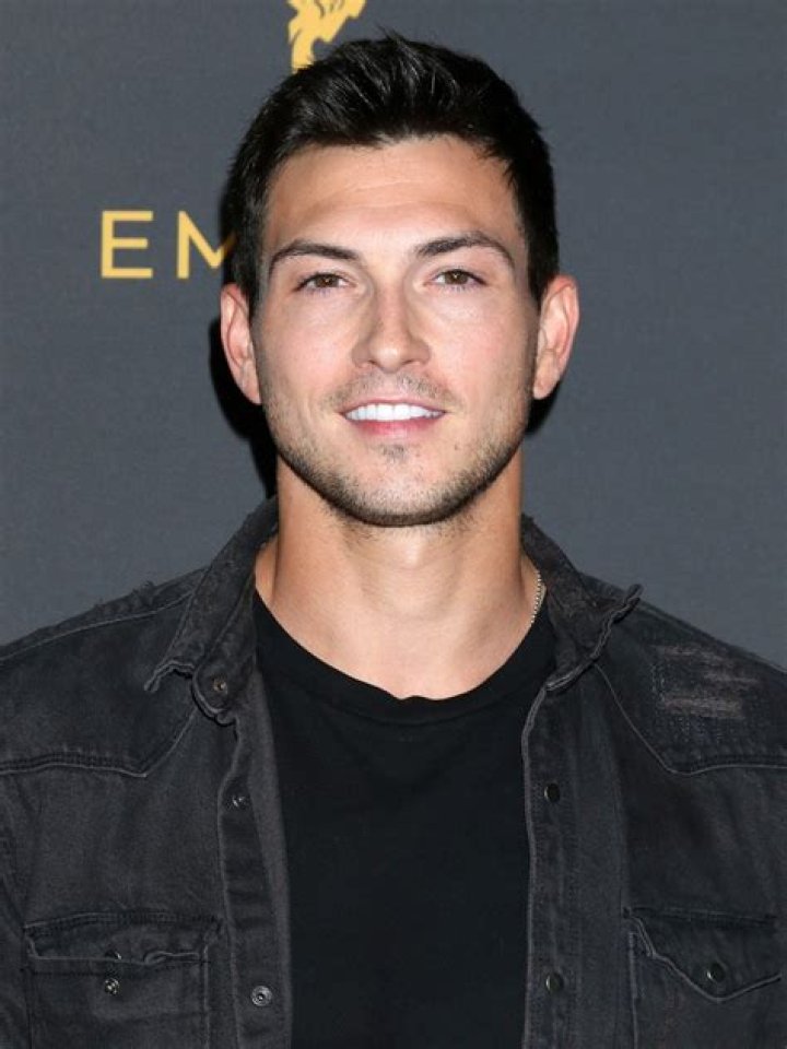 Robert Scott Wilson Biography, Age, Height, Wife, Net Worth, Family