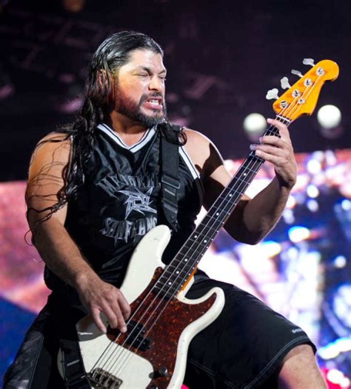 Robert Trujillo Biography, Age, Height, Wife, Net Worth, Family