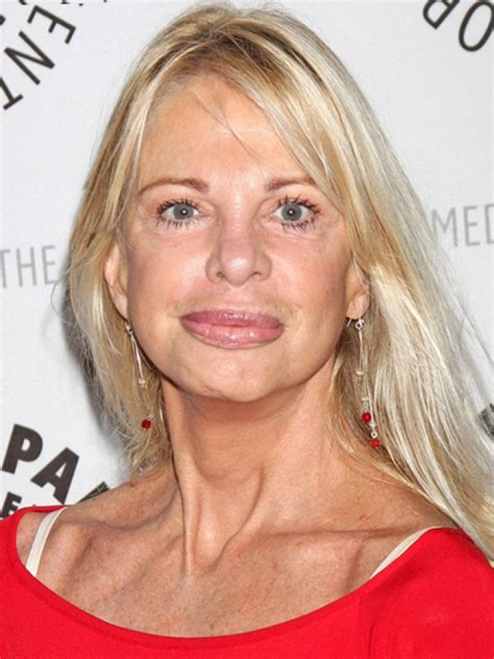 Roberta Leighton Biography, Age, Height, Husband, Net Worth, Family