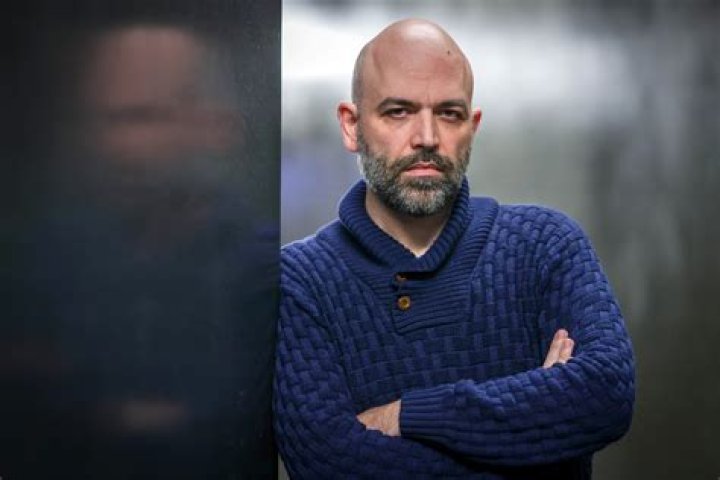 Roberto Saviano Biography, Age, Height, Wife, Net Worth, Family