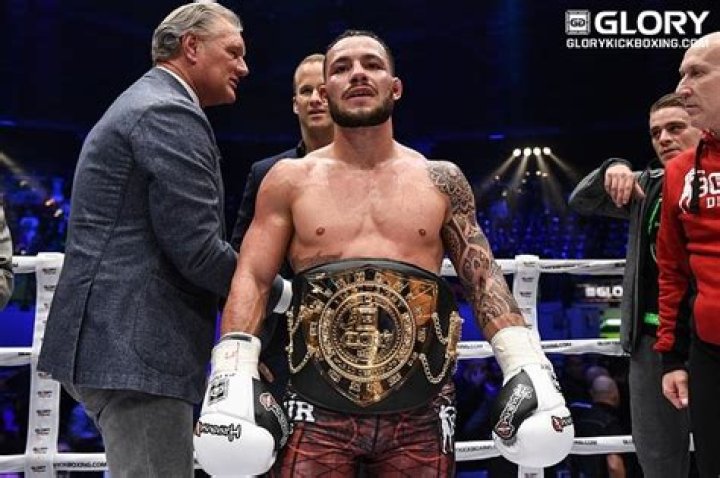 Robin van Roosmalen Biography, Age, Height, Wife, Net Worth, Family