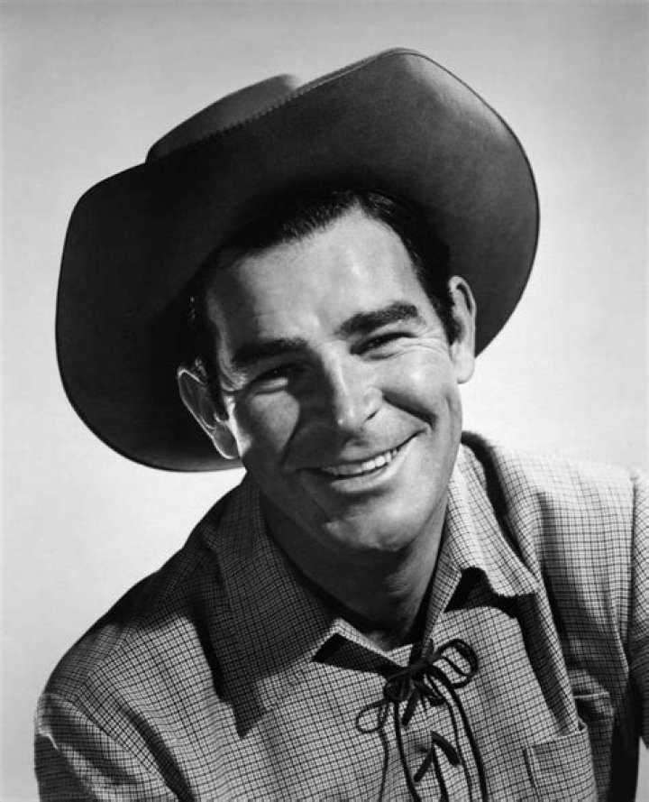 Rod Cameron (actor) Biography, Age, Height, Wife, Net Worth and Family