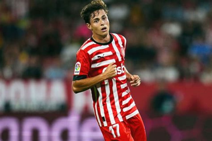 Rodrigo Riquelme Biography, Age, Height, Wife, Net Worth, Family