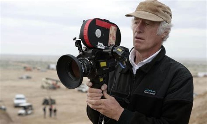 Roger Deakins Biography, Age, Height, Wife, Net Worth, Family