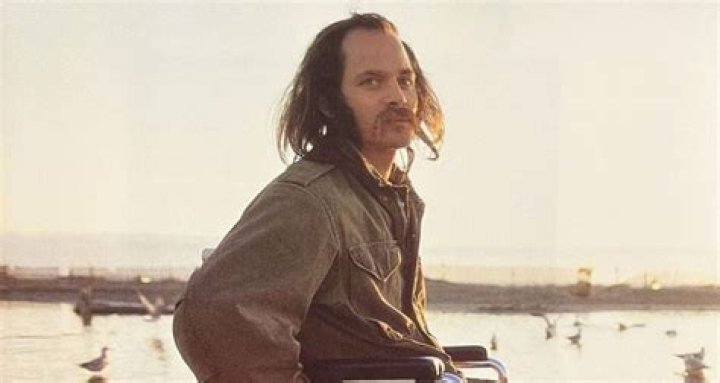 Ron Kovic biografía, edad, altura, esposo, net worth, familia