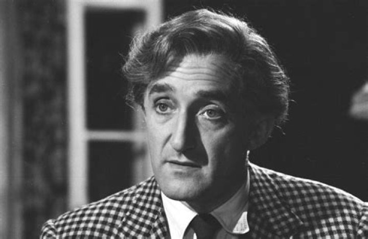 Ron Moody Biography, Age, Height, Wife, Net Worth, Family