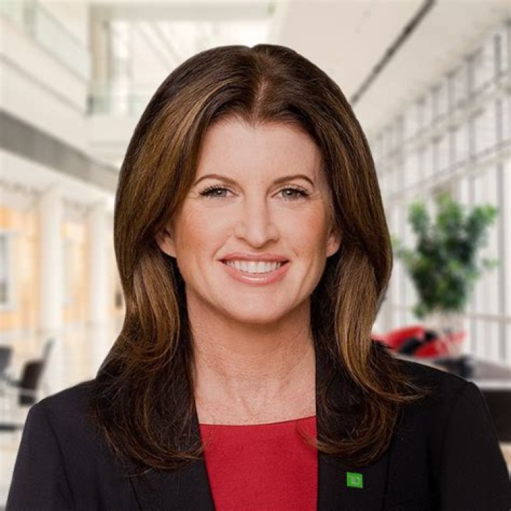 Rona Ambrose Biography, Age, Height, Husband, Net Worth, Family