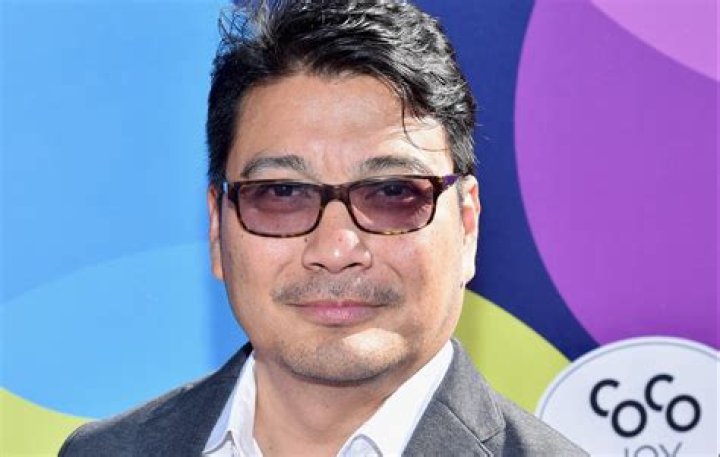 Ronnie del Carmen Biography, Age, Height, Wife, Net Worth, Family