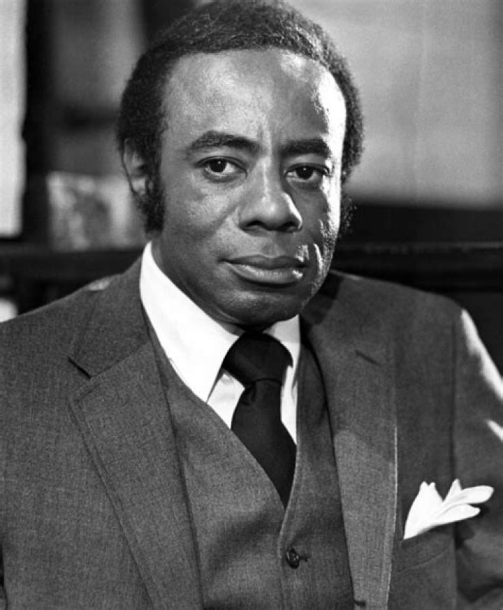 Roscoe Lee Browne Biography, Age, Height, Wife, Net Worth, Family