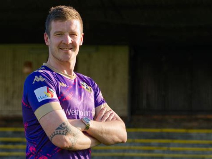 Ross Smith Biography, Age, Height, Wife, Net Worth, Family