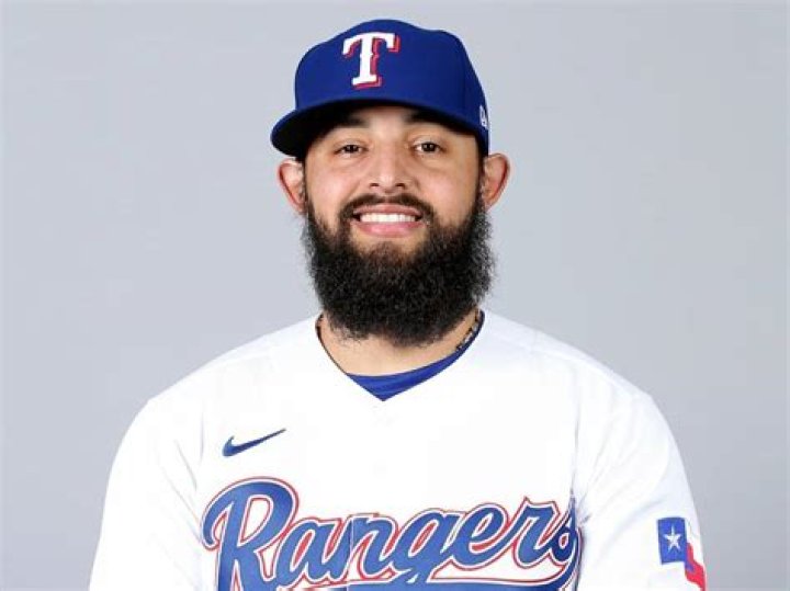 Rougned Odor Biography, Age, Height, Wife, Net Worth, Family