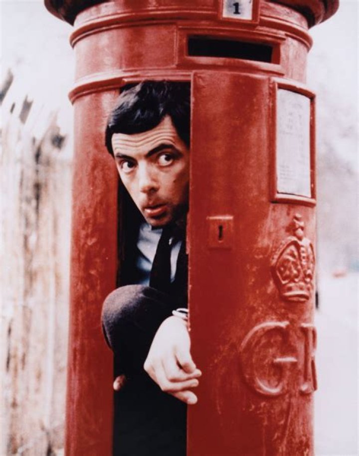 Rowan Atkinson Biography, Age, Height, Wife, Net Worth, Family