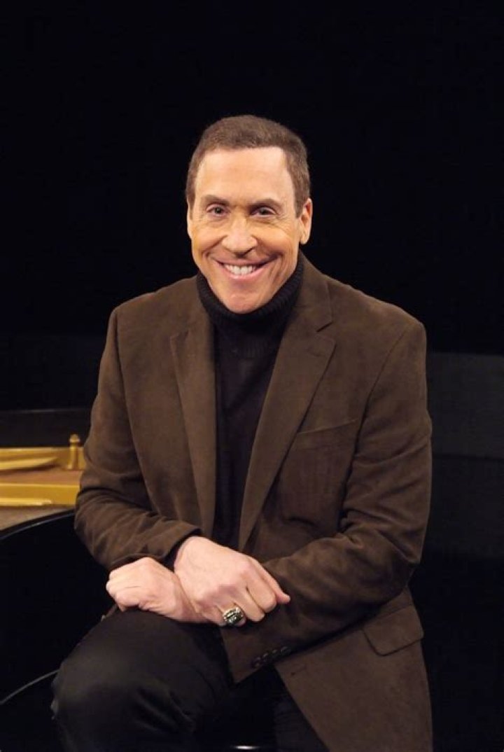 Roy Firestone Biography, Age, Height, Wife, Net Worth, Family