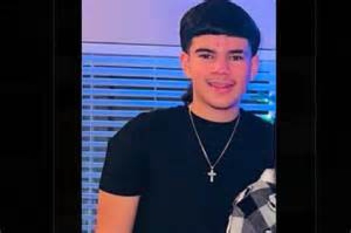 Ruben Navarro Biography, Age, Height, Wife, Net Worth, Family