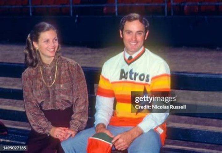 Ruth Ryan Biography, Age, Height, Husband, Net Worth, Family