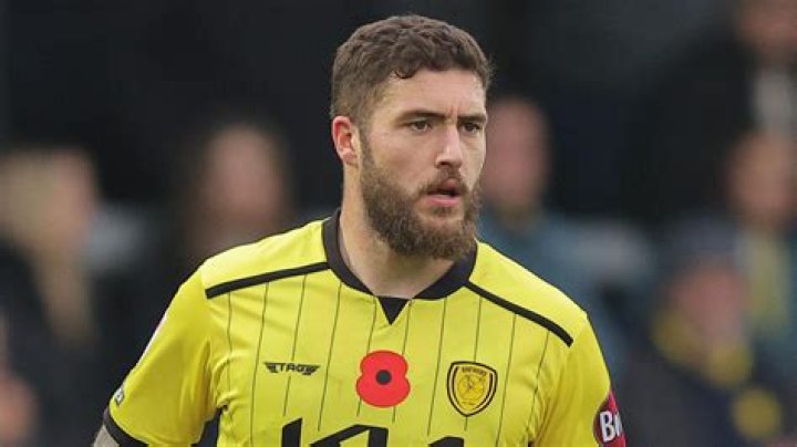 Ryan Sweeney Biography, Age, Height, Wife, Net Worth, Family