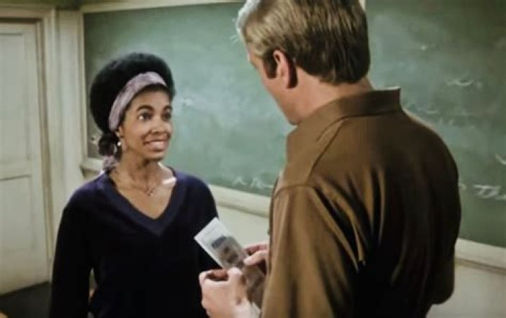 S. Pearl Sharp Biography, Age, Height, Husband, Net Worth, Family