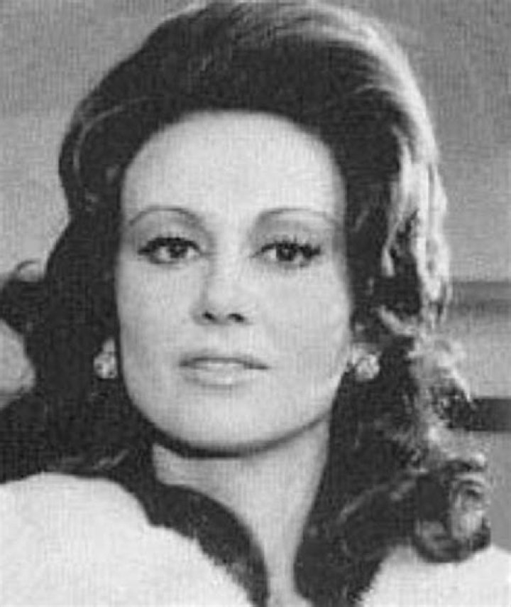 Saby Kamalich Biography, Age, Height, Husband, Net Worth, Family