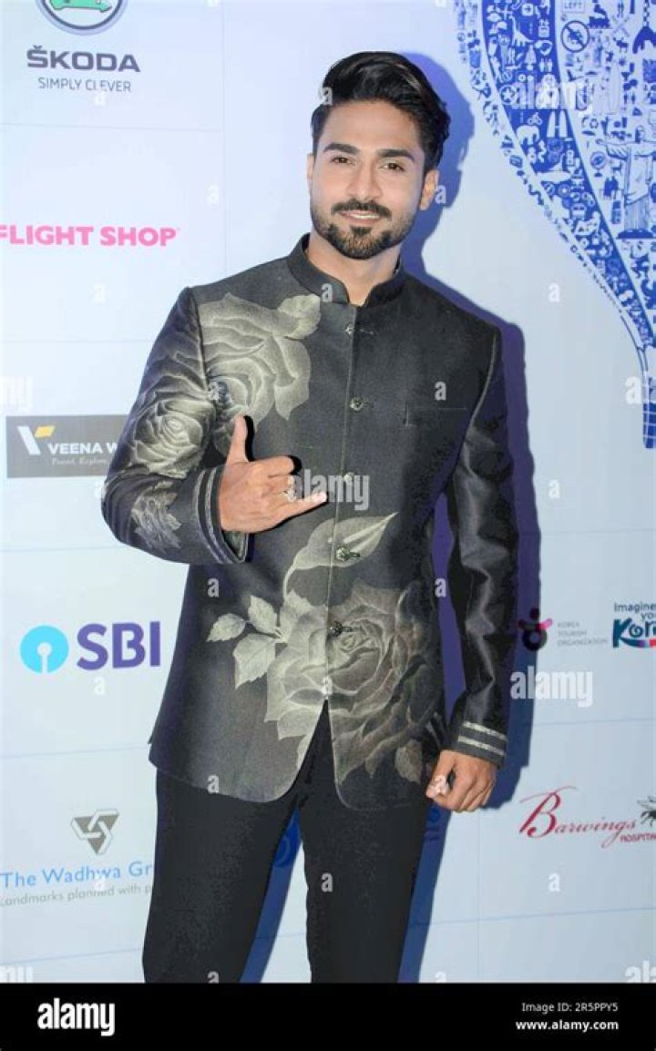 Salman Yusuff Khan Biography, Age, Height, Wife, Net Worth, Family