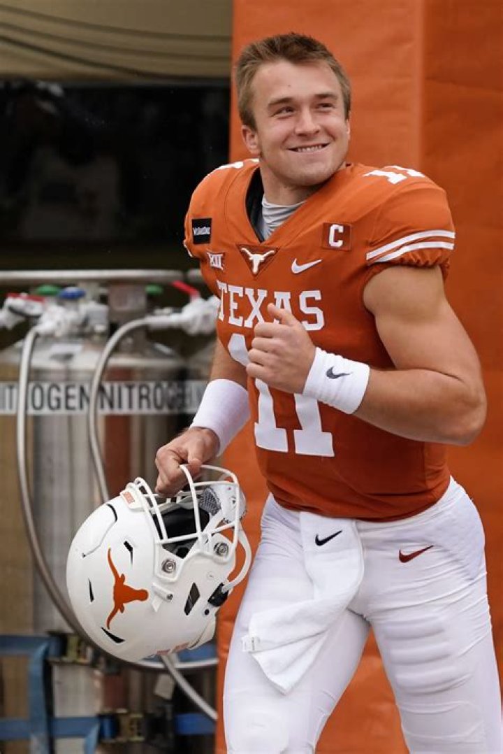 Sam Ehlinger biografía, edad, altura, esposo, net worth, familia