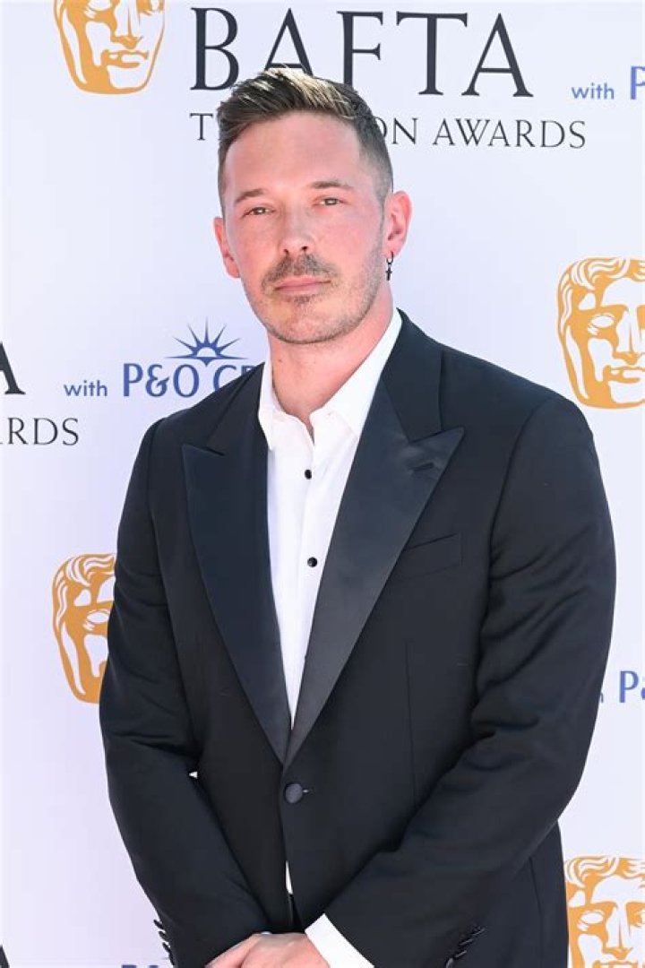 Sam Palladio biografía, edad, altura, esposo, net worth, familia