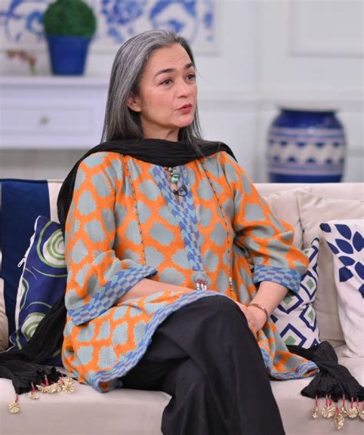 Samiya Mumtaz Biography, Age, Height, Husband, Net Worth, Family