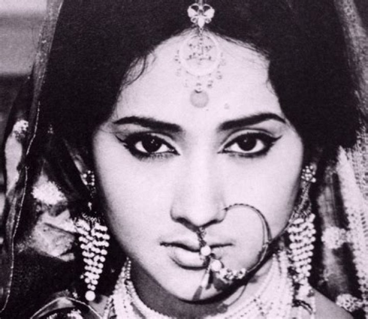 Sandhya Roy Biography, Age, Height, Husband, Net Worth, Family