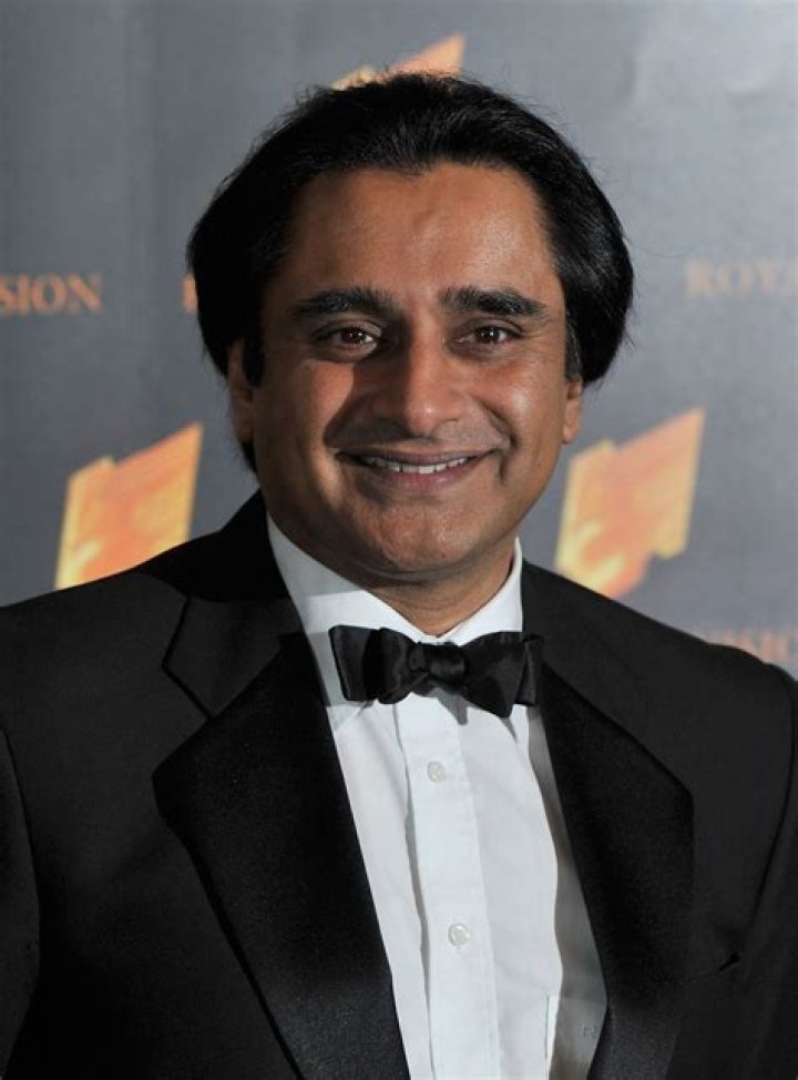 Sanjeev Bhaskar biografía, edad, altura, esposo, net worth, familia